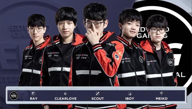 巴黎给出高 巴黎给出高