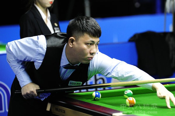 仅展现了他 仅展现了他